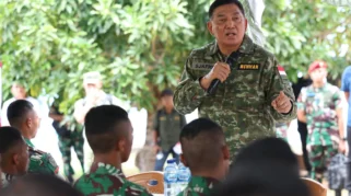 Menhan Sjafrie Berikan Semangat dan Arahan kepada Prajurit Yonif TP 861/MK di Merauke