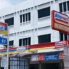 Menteri Desa Tegaskan Tidak Akan Tutup Indomaret dan Alfamart, Hanya Batasi Ekspansi Baru