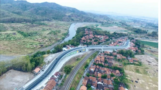 Menteri PU Sebut Pembangunan Flyover Perlintasan Sebidang Dilakukan Bertahap