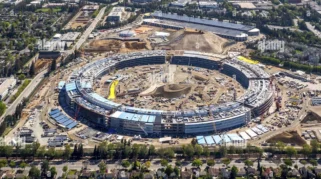 Menyelami Apple Park: Perpaduan Futurisme dan Nostalgia California yang Menggugah