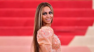 Met Gala 2026: Kostum Art, Co‑Chair Beyoncé, dan Tiket Rp 1,2 Miliar Menggebrak Dunia Fashion