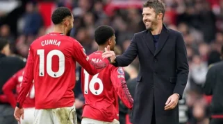 Michael Carrick Dipastikan Melatih Manchester United Musim Depan