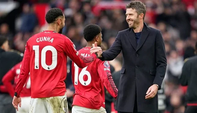 Michael Carrick Dipastikan Melatih Manchester United Musim Depan