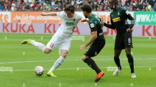 Michael Gregoritsch Bersinar, Augsburg Tekuk Borussia Mönchengladbach 3-1 di Bundesliga