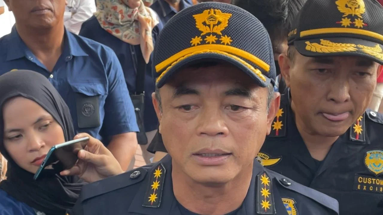 Nama Dirjen Bea Cukai Terseret Kasus Suap, Menkeu Purbaya Pahami Situasi yang Terjadi