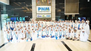 Nasabah PNM Mekaar dari Usaha Kecil Raih Penghargaan Nasional