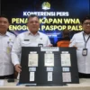 NIS Peringatkan Warga: Hindari Platform Pembayaran Paspor Palsu