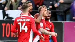 Notts County Tundukkan Salford City 3-0 dan Promosi ke League One Setelah 11 Tahun