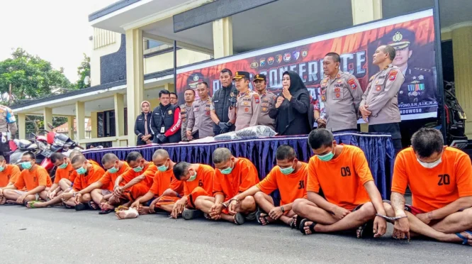 Operasi Pekat: Polisi Sita 10 Kasus Kriminal di Bondowoso