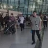 Pantauan Terkini di Bandara Soekarno-Hatta Menyambut Sembilan WNI yang Ditahan Israel