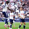 Pape Sarr Berpeluang Tinggalkan Tottenham Usai Dipanggil Timnas