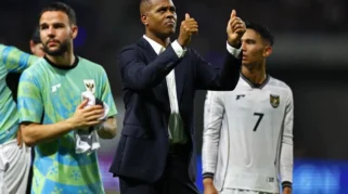Patrick Kluivert Anggap Liga Saudi Kesempatan Luar Biasa untuk Pelatih dan Anak‑Anaknya