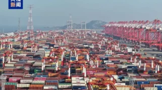 Pelabuhan Shanghai Targetkan 58 Juta TEUs Selama Rencana Lima Tahun ke-15