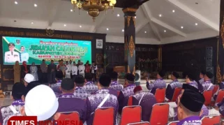 Pelepasan 528 CJH Jombang Berangkat ke Tanah Suci di Pendopo Pemkab