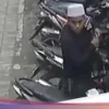 Pemuda Surabaya Malah Maling Motor di Musala Saat Salat Maghrib Berjamaah