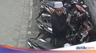 Pemuda Surabaya Malah Maling Motor di Musala Saat Salat Maghrib Berjamaah