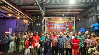 Pendeta Serly Tuwatanassy, Nara: Kasih Lebih Besar dari Segala Tantangan dalam Ibadah Perdana Keluarga Majelis GPM Sinar