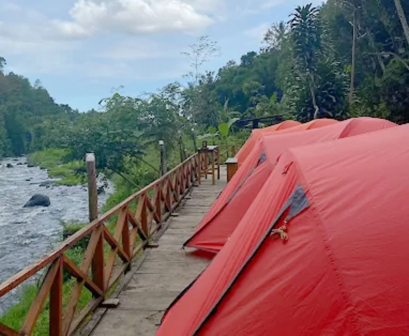 Pengalaman Camping Dekat Blue Fire Banyuwangi: Persiapan Utama