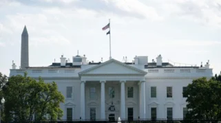 Penulis The Simpsons yang Meramalkan Presiden Trump Umumkan Kampanye 2028 untuk Gedung Putih