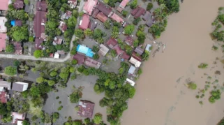 Peringatan Cuaca: Hujan Lebat Picu Banjir Bandang di Oahu, Warga Diminta Waspada