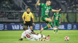 Persebaya Surabaya Tunjukkan Performa Memukau dengan Kemenangan Besar dan Kontribusi Rivera di Super League 2025/26