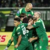 Persebaya Tunjukkan Taji dengan Kemenangan Telak 7-0 di Padang
