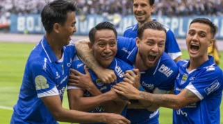 Persib Bandung Kalahkan Persija Jakarta 2-1, Adam Alis Jadi Pahlawan