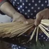 Pesanan Tusuk Sate di Tulungagung Melonjak Dua Kali Lipat Jelang Idul Adha