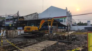 Pipa Gas Bocor Diduga Akibat Galian Proyek di Bekasi: Kebocoran Mengejutkan di Perumnas 1