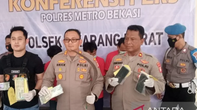 Polisi Amankan Tiga Pelaku Pencurian dengan Kekerasan di Moncel Situbondo