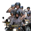 Polisi Patroli Dini Hari, Sapa Warga di Poskamling Sukodono