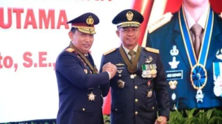 Prabowo Janjikan Penghargaan Bintang Mahaputera untuk Kapolri dan Panglima TNI