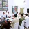 Prabowo Ratas Bareng Mendikti dan Kapolri Bahas Aspirasi Buruh hingga Pendidikan