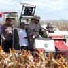 Prabowo Subianto Hadiri Panen Raya Jagung di Tuban, Warga Antusias Sambut Kedatangan Presiden