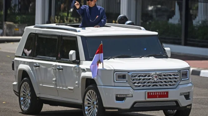 Prabowo Tiba di Filipina, Konvoi dengan Mobil Maung Karya Indonesia di KTT ASEAN