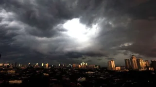 Prakiraan Cuaca Malang Raya: Pagi Cerah, Siang Berawan, Waspada Kabut di Malam Hari