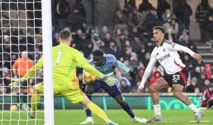 Prediksi Skor Arsenal vs Fulham: Analisis Head-to-Head dan Statistik Premier League 2026