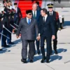 Presiden Prabowo Disambut Hangat WNI di Paris, Tunjukkan Kedekatan dengan Diaspora Indonesia