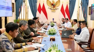 Presiden Prabowo Dorong Percepatan Deregulasi dan Penyederhanaan Perizinan Usaha di Indonesia