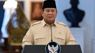 Presiden Prabowo Santai Menanggapi Pelemahan Rupiah: Rakyat di Desa Tak Gunakan Dolar
