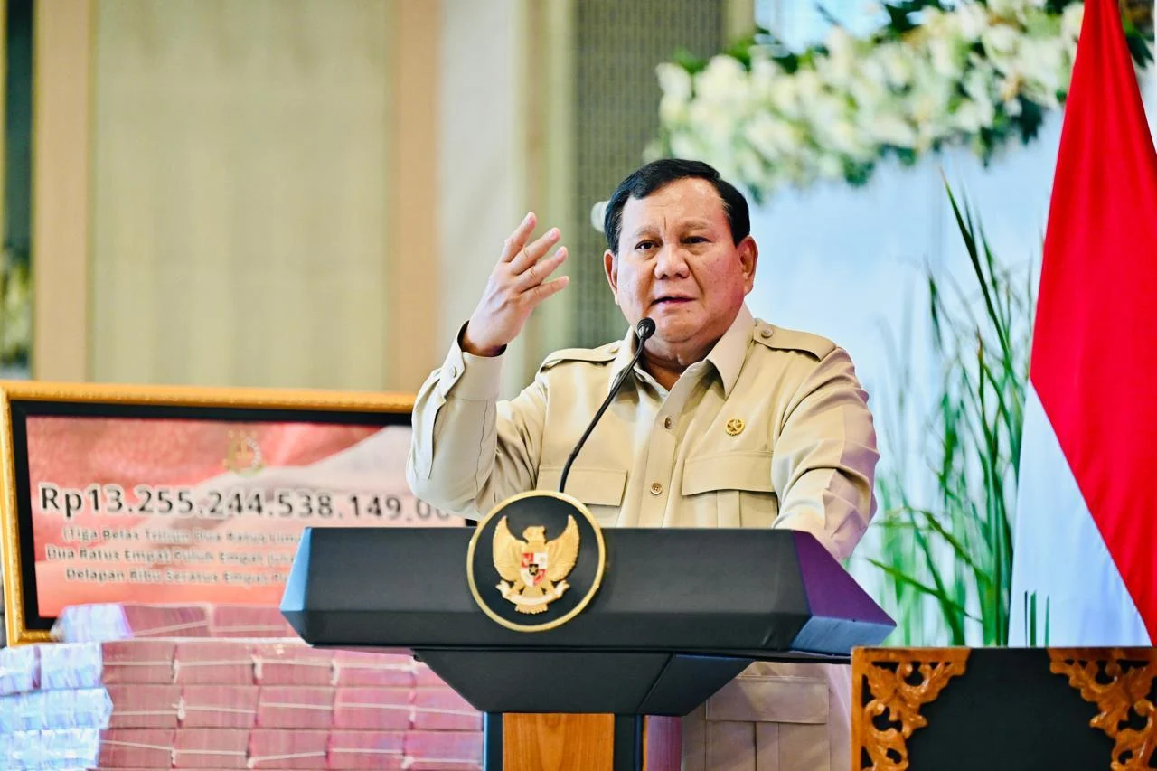 Presiden Prabowo Tegaskan Aparat Tidak Boleh Lindungi Perjudian dan Penyelundupan