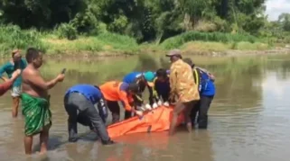 Pria Bondowoso Ditemukan Mengambang di Sungai Situbondo, Polisi Lakukan Penyelidikan