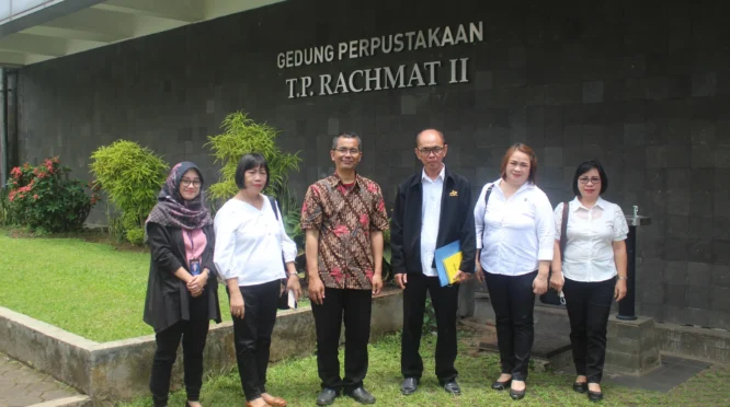Profil Tritiya AR Arungpadang: Akademisi Universitas Sam Ratulangi Manado dan Alumni SMA Taruna Nusantara dengan Karya Ilmiah Produktif