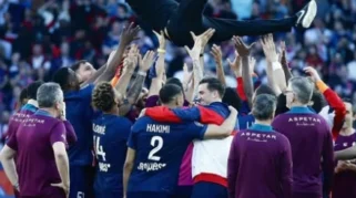 PSG Pastikan Gelar Juara Ligue 1 2025/2026 Usai Kalahkan Lens 2-0