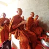 Puluhan Biksu Asia Tenggara Tiba di Jombang untuk Berdoa di Pusara Gus Dur