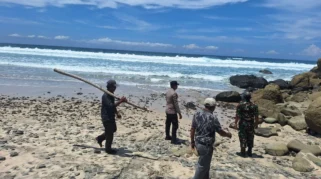 Puluhan Wisatawan Surabaya Positif Narkoba Usai Kericuhan di Pantai Wedi Awu, Malang