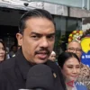 Purbaya Tidak Nonaktifkan Djaka Budhi Meski Dakwaan Blueray Cargo Menjadi Sorotan