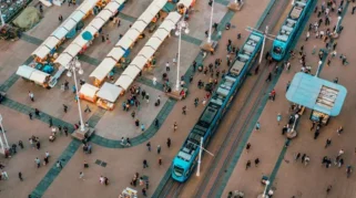 Rahasia Mobilitas yang Membahagiakan: Mengungkap Mobilitas Bahagia lewat Transportasi Publik