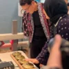 Rani Jambak Gabungkan Sulam Tradisional Minangkabau dengan Teknologi Audio dalam Karya Mamasak Asa