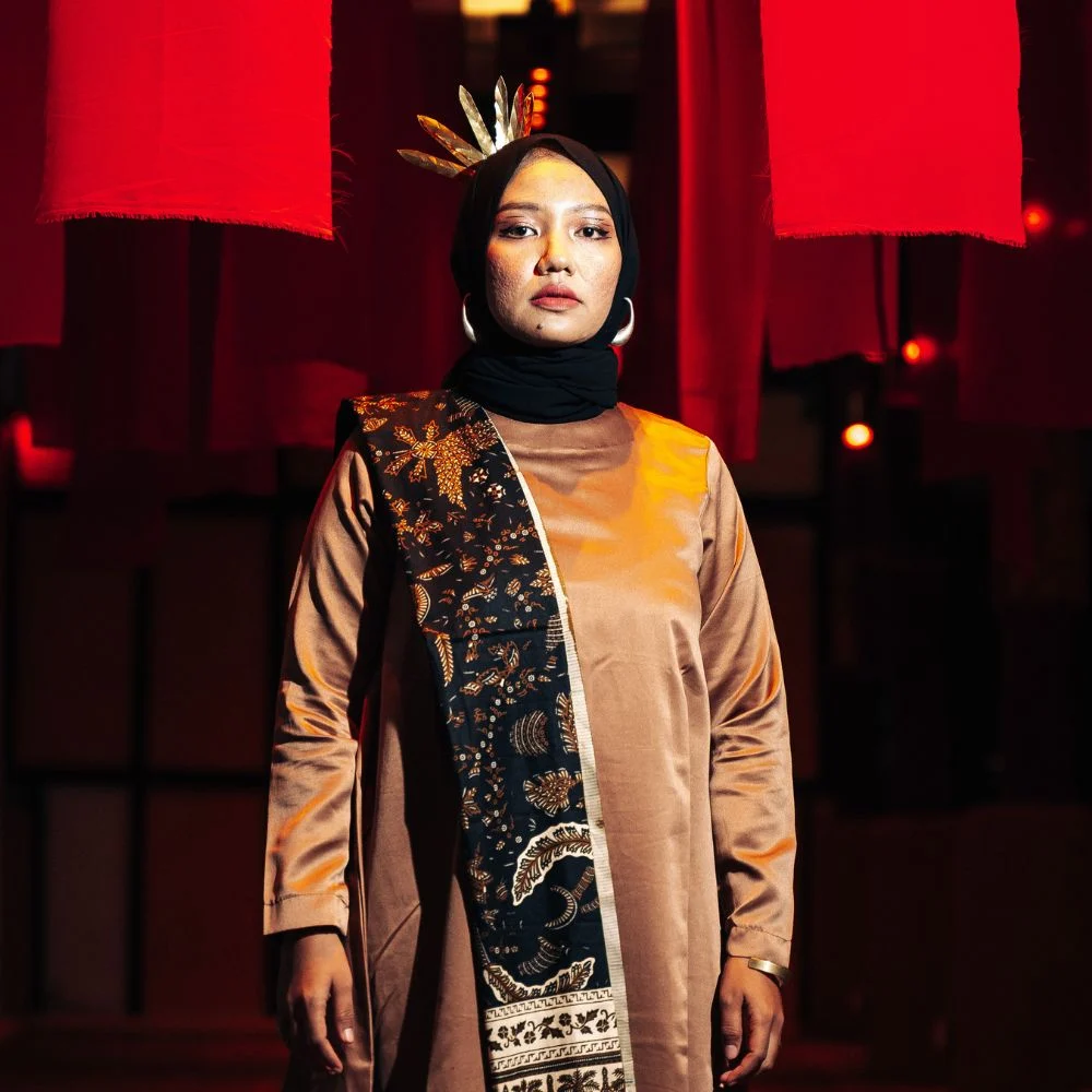 Rani Jambak Sajikan Pertunjukan “Mamasak Asa” di Galeri Nasional